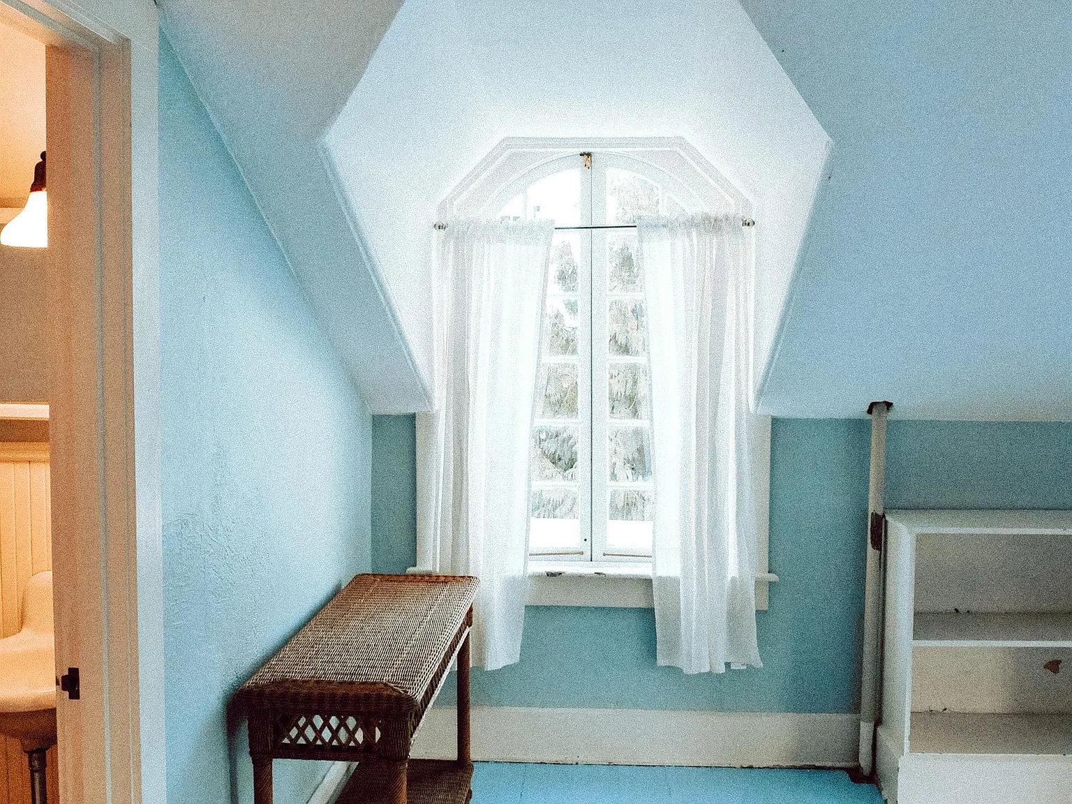 Vista — Photo 1