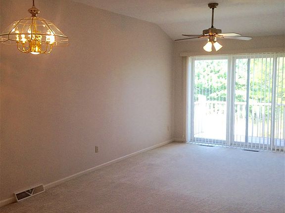 4th image of 1434 Bradford Ct