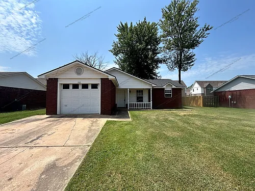 1911 Whippoorwill Dr Photo 1