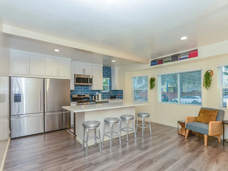 5608 Fernwood Ave #A5 — Photo 11