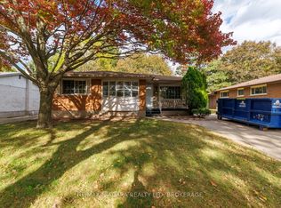 4344 Pettit Ave, Niagara Falls, ON L2E 6K8