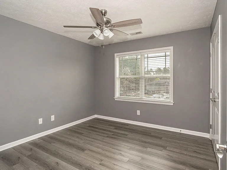 4032 Newgate St — Photo 27