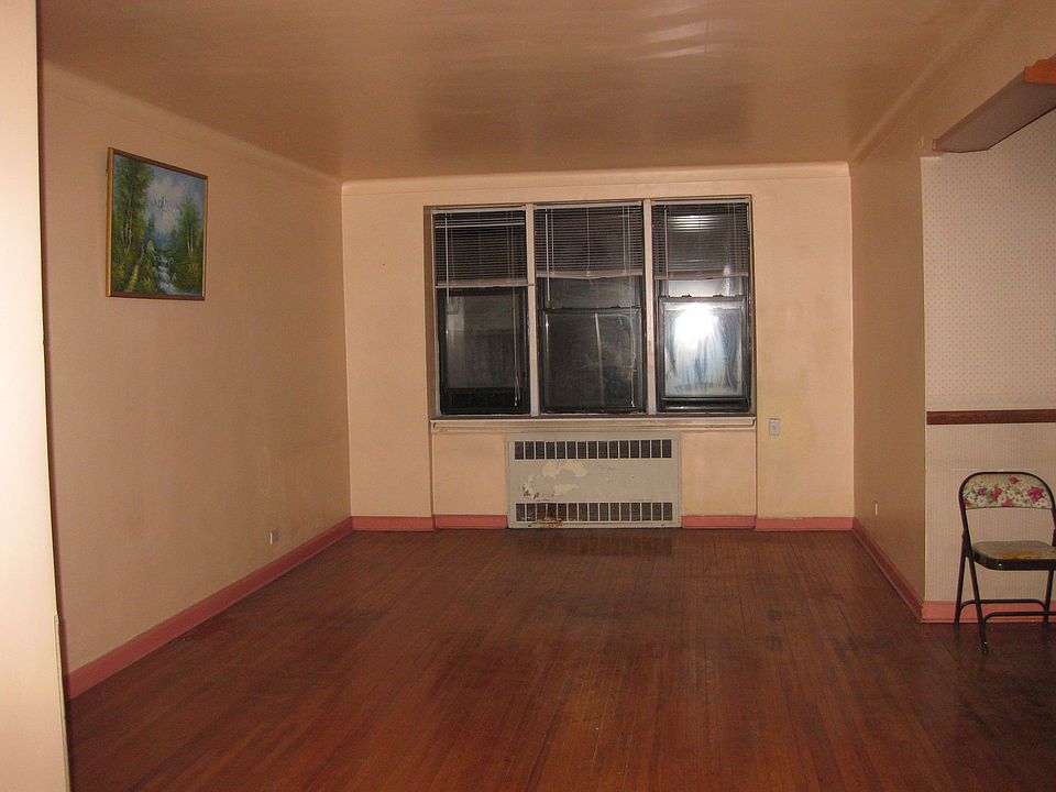 1st image of 14350 Hoover Ave APT 112
