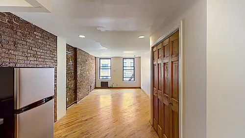 120 Orchard St #3 Photo 1