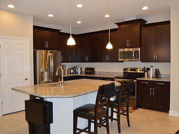 3rd image of 19523 Whispering Brook Dr