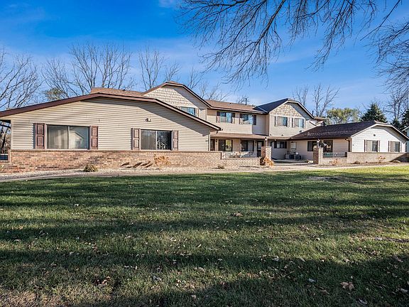 4th image of 183 96th Ln NE