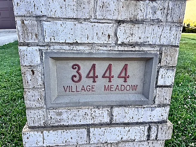 3444 Village Meadow Dr — Photo 2