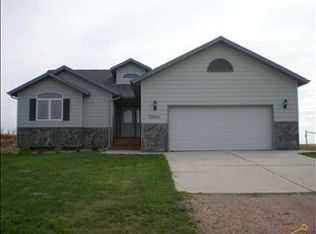 23006 Morninglight Dr, Rapid City, SD 57703