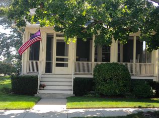 9 Acacia St, Fall River, MA 02720