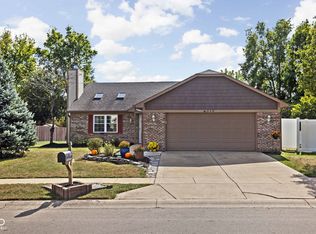 349 E Quail Wood Ln, Westfield, IN 46074
