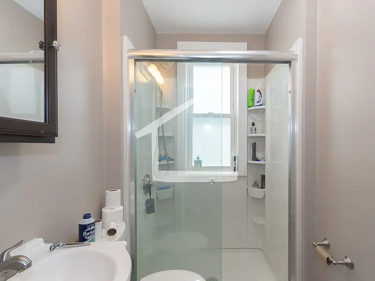 33 Chester St #3 — Photo 7