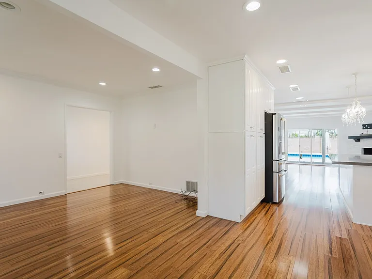 17419 Blackhawk St — Photo 18