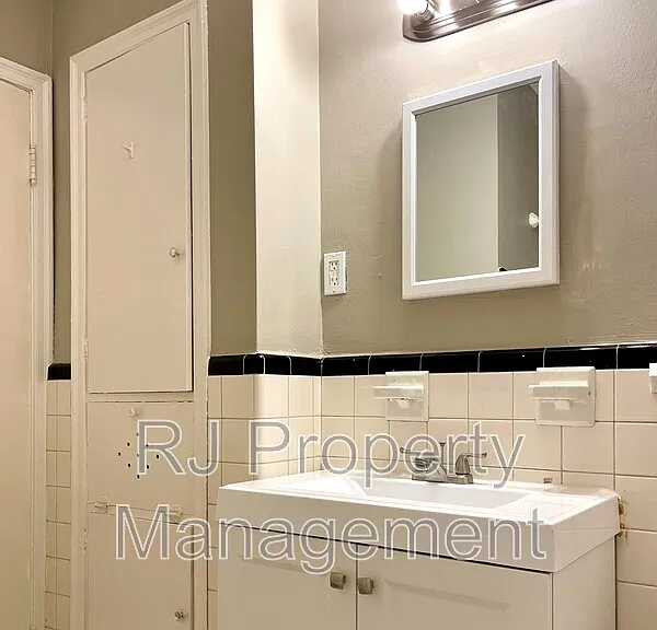 1598 Marianna St — Photo 15