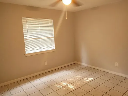 1716 Belle Vue Way Photo 1