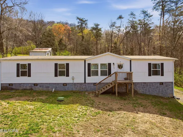 618 E Brushy Valley Dr, Powell, TN 37849