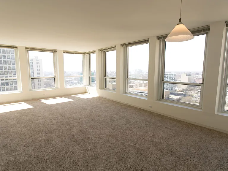 Dining/Living room