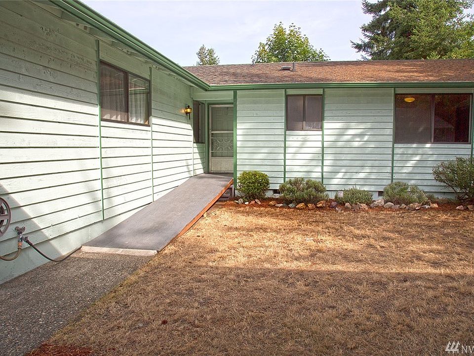 1st image of 121 Eagle Glen Ct