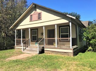 305 Todd St, Tomball, TX 77375