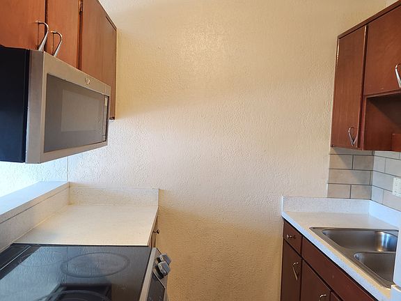 5th image of 432 Auburn Dr APT 202