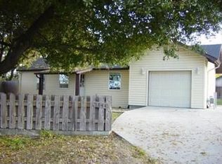 5844 Manzanita Ave, Carmichael, CA 95608