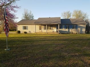 1531 E Highland Ave, Nevada, MO 64772