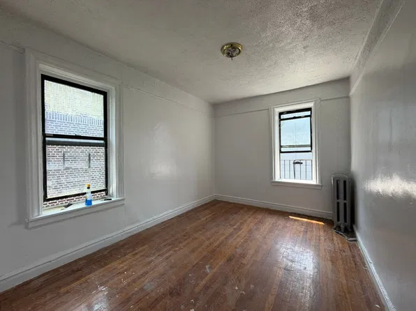 2387 Morris Ave, Bronx, NY