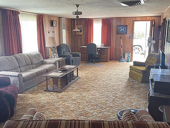 5th image of 211 Camino De Leon