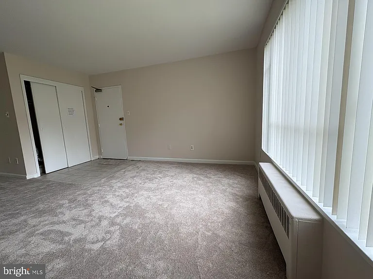 10403 Montrose Ave #201 — Photo 6