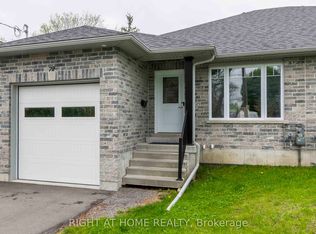 72 Gordon St, Belleville, ON K8P 3E8