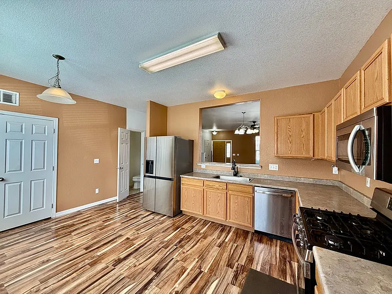 10588 Wells Point — Photo 6