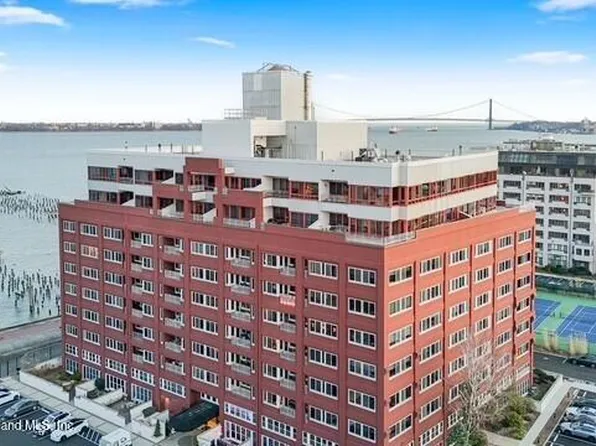 80 Bay Street Lndg APT 4A, Staten Island, NY 10301