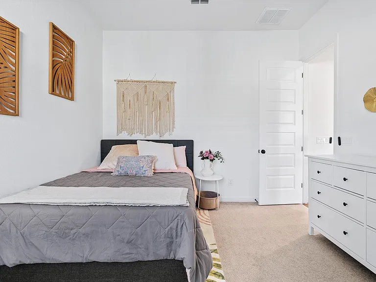 22924 E Nightingale Rd — Photo 14