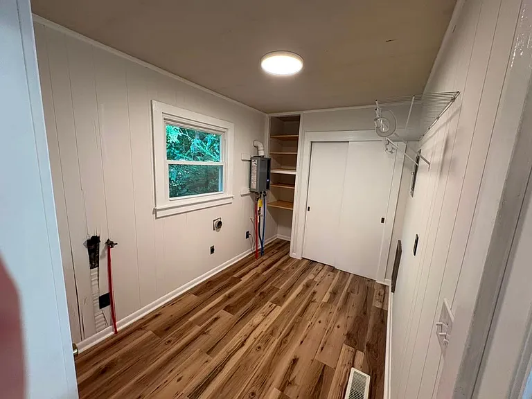 1608 Glendale Dr — Photo 8