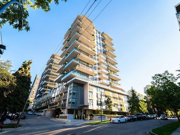 1180 Broughton St #1202, Vancouver, BC V6G 2B1