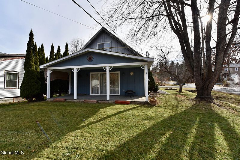 3rd image of 103 Wendell Avenue