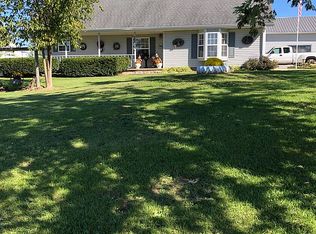 5526 Hillsboro Rd, Farmington, MO 63640