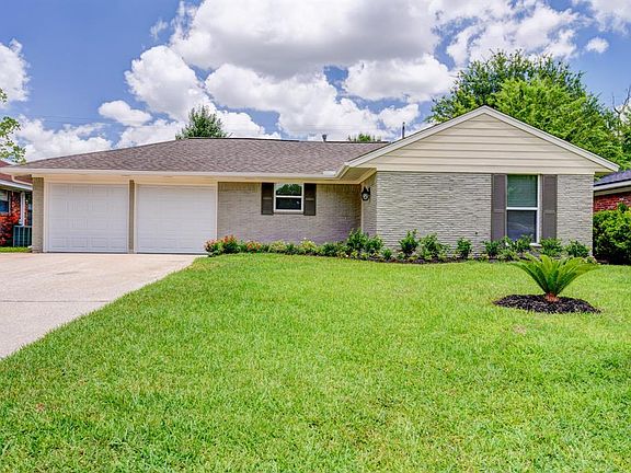 2nd image of 5706 Nina Lee Ln
