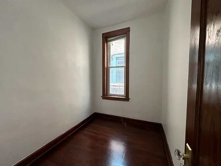 817 N Oakley Blvd #2 — Photo 6