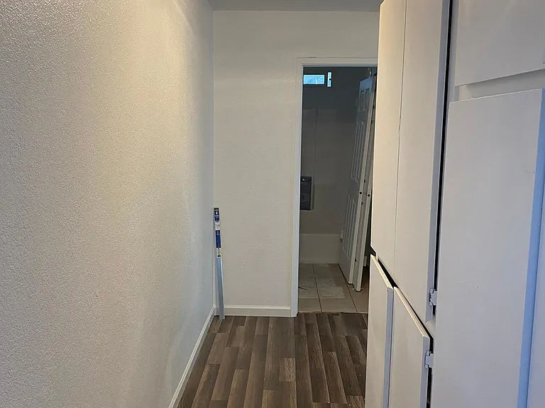 515 Fein Ave #3 — Photo 4