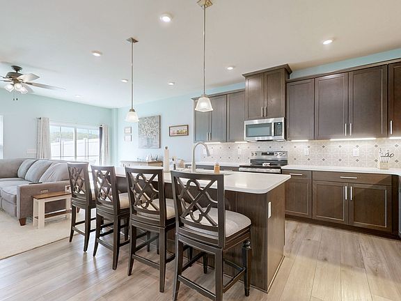 4th image of 308 Camargue Ct