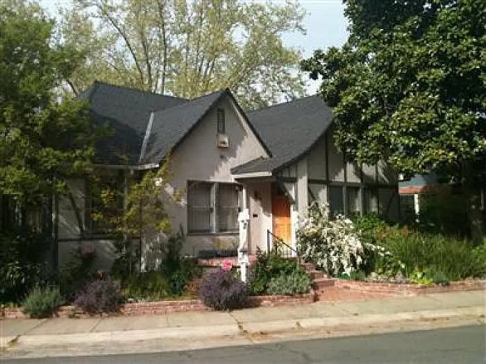 2601 4th Ave photo 1