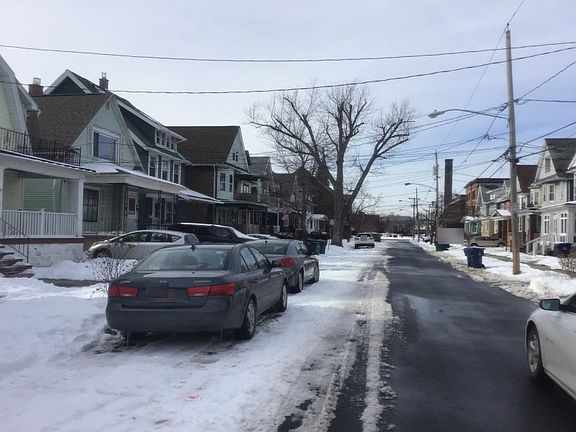 4th image of 46 Gallatin Ave