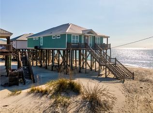 102 Tecumseh Ct, Dauphin Island, AL 36528