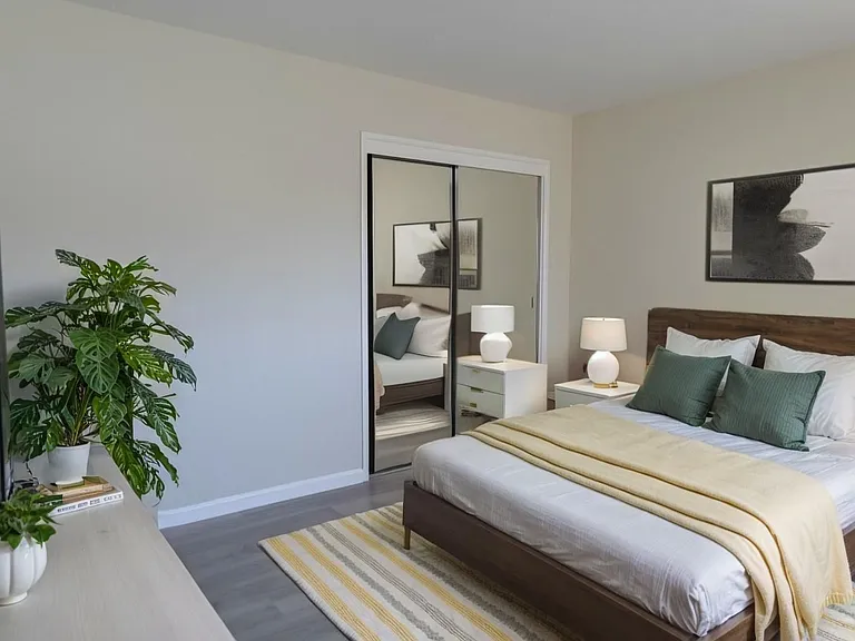 565 Geneva Ave — Photo 7