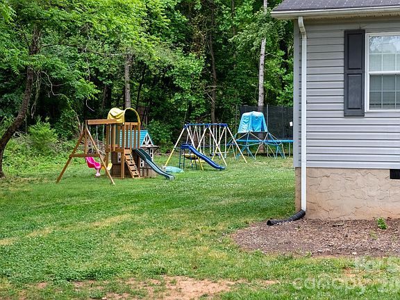 4th image of 2308 Walt Arney Rd