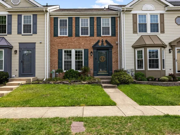 25 Ashmill Ct, Nottingham, MD 21236