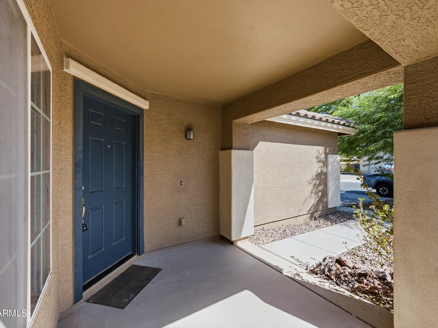 3 bed, 2.0 bath, 1356 sqft, $1,695 — Photo 2