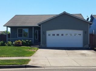 756 Trinity St NE, Albany, OR 97322