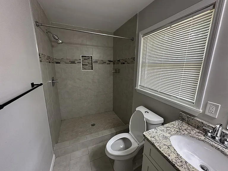 2929 Fantasy Ln — Photo 11