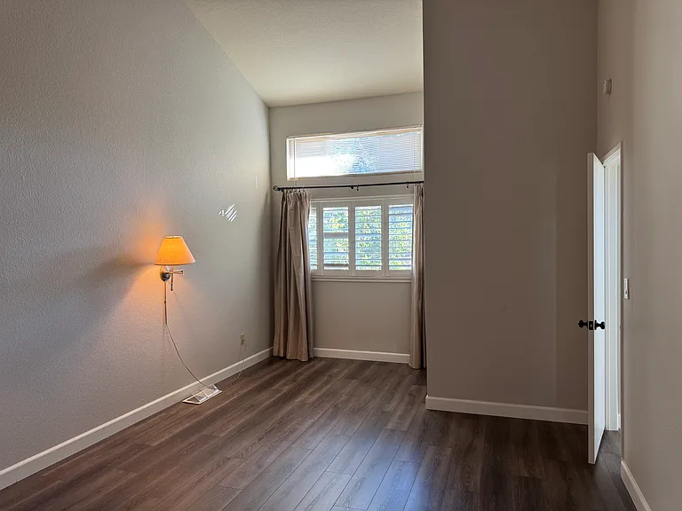 126 Southwind Dr — Photo 6